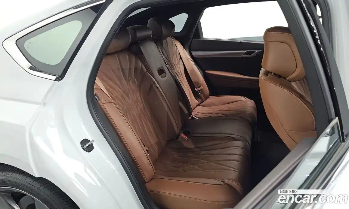Genesis G80 2023 2.5 автомат (гидро), фото 17