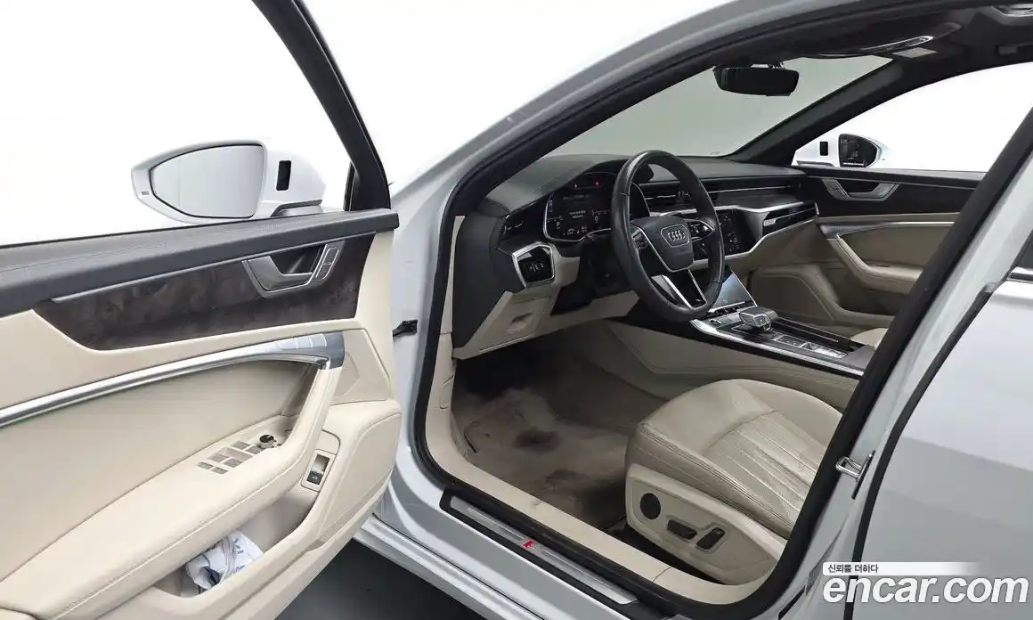 Audi A6 2021 3.0 автомат (гидро), фото 10