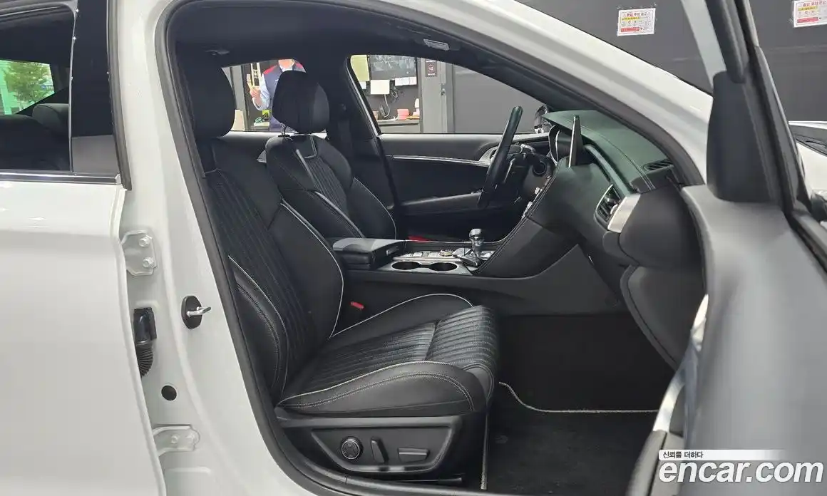 Genesis G70 2020 2.0 автомат (гидро), фото 11