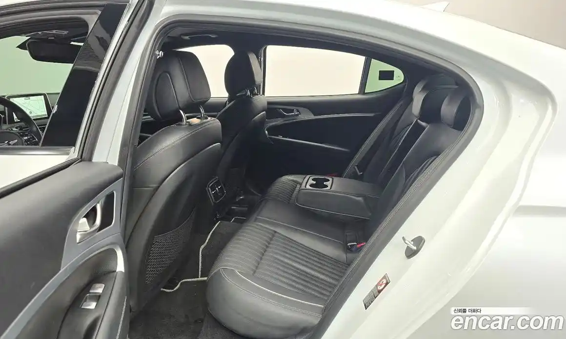 Genesis G70 2020 2.0 автомат (гидро), фото 12