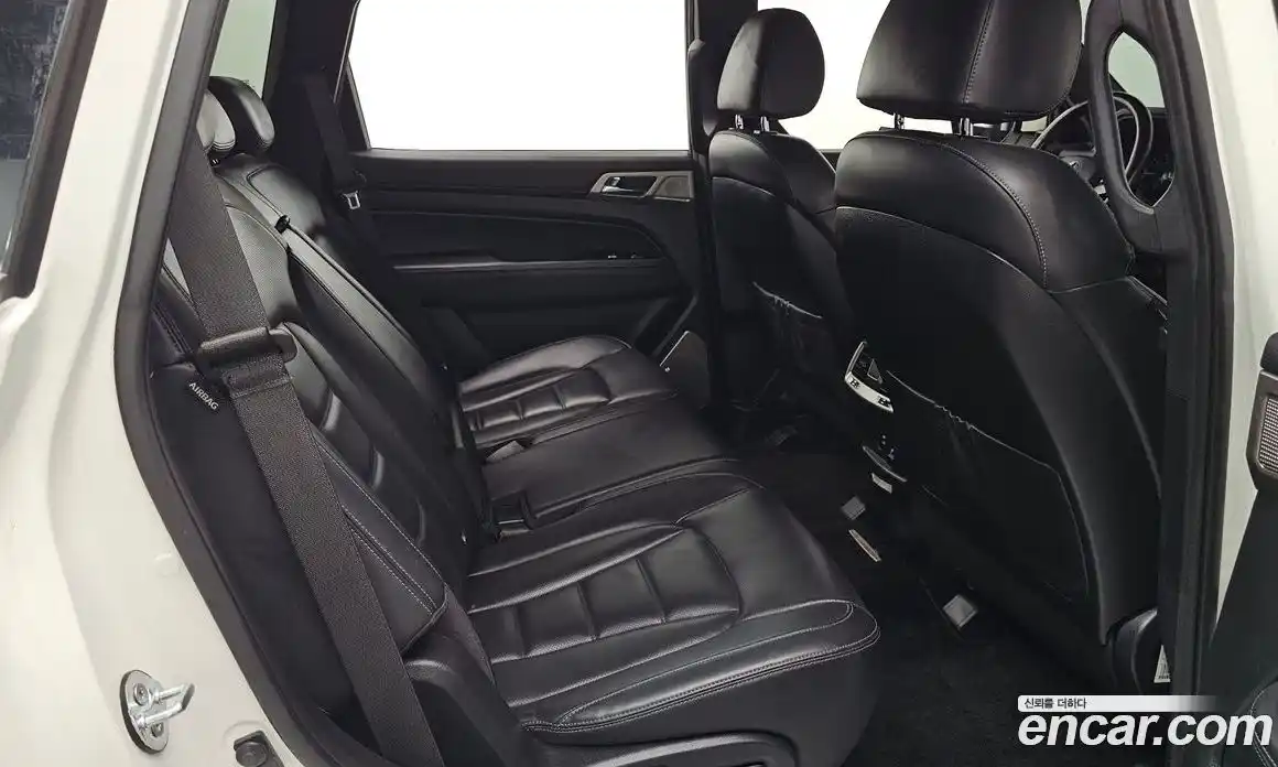 SsangYong Rexton 2017 2.2 автомат (гидро), фото 12