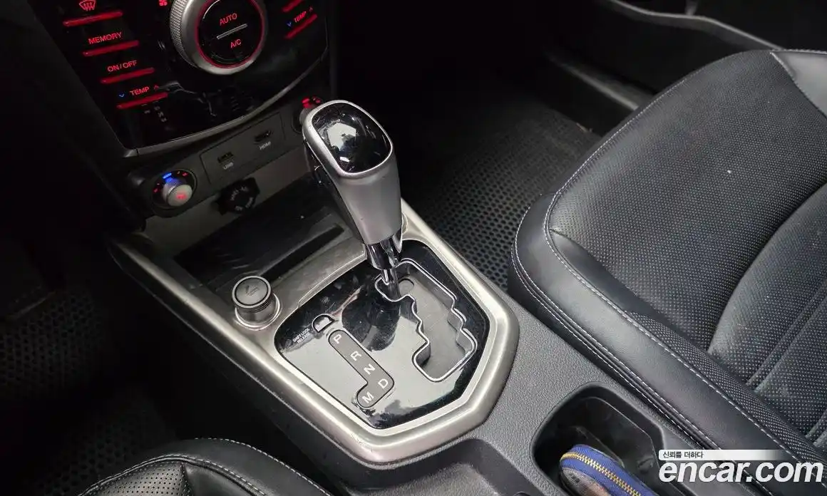 SsangYong TIBOLI 2015 1.6 автомат (гидро), фото 12