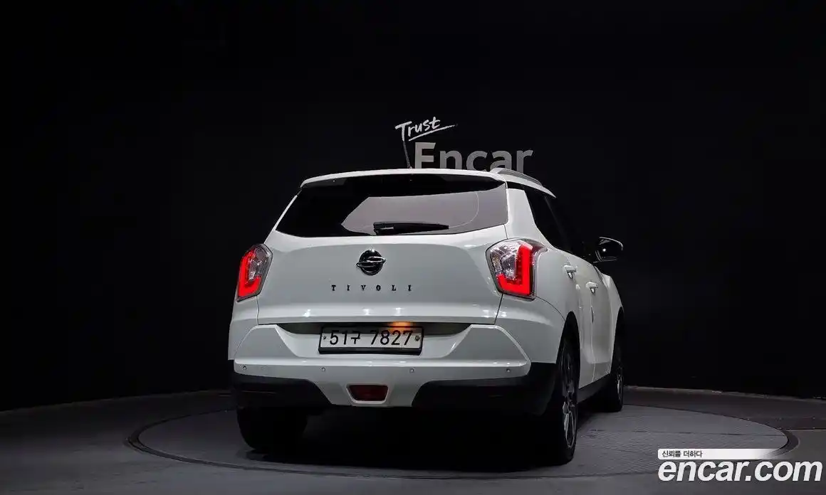 SsangYong TIBOLI 2015 1.6 автомат (гидро), фото 4