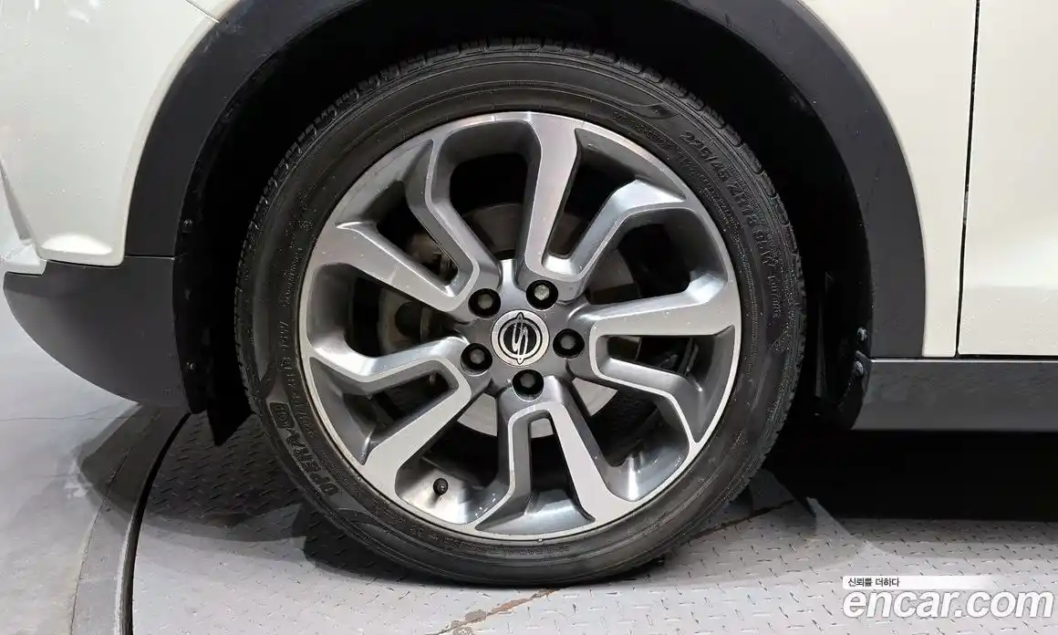 SsangYong TIBOLI 2015 1.6 автомат (гидро), фото 5