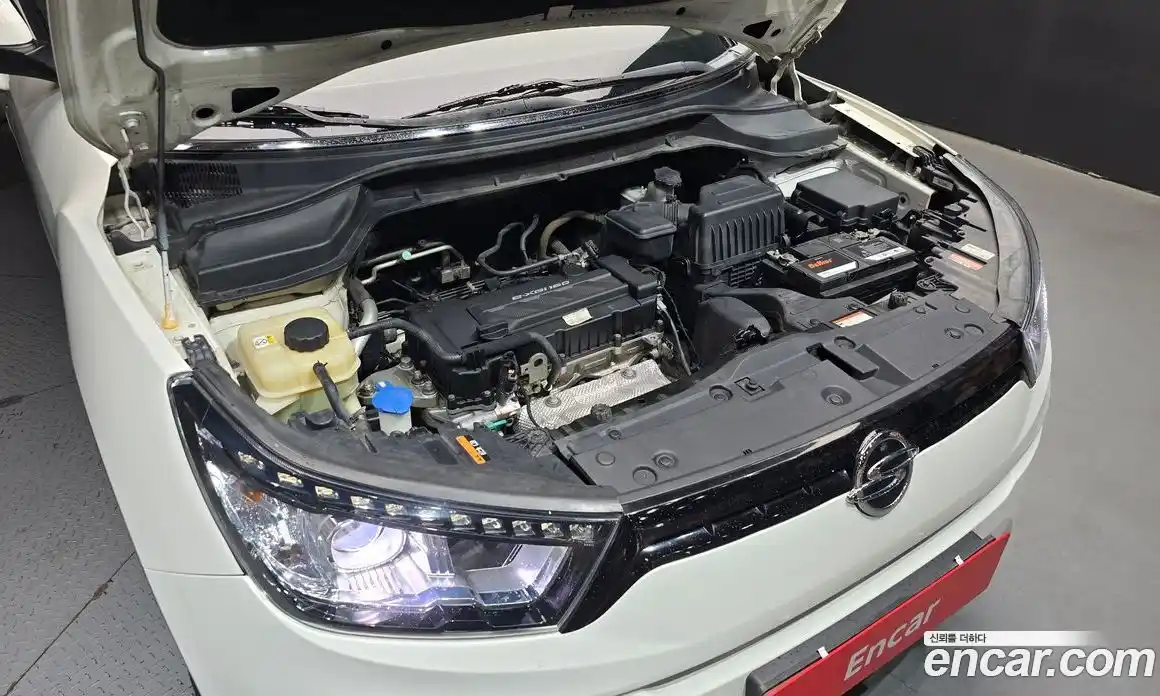 SsangYong TIBOLI 2015 1.6 автомат (гидро), фото 6
