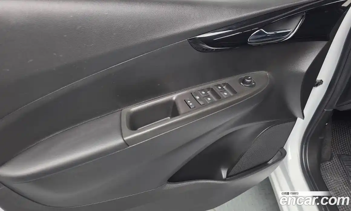 Chevrolet Spark 2021 1.0 автомат (гидро), фото 14