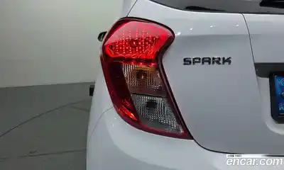 Chevrolet Spark 2021 1.0 автомат (гидро), миниатюра 9