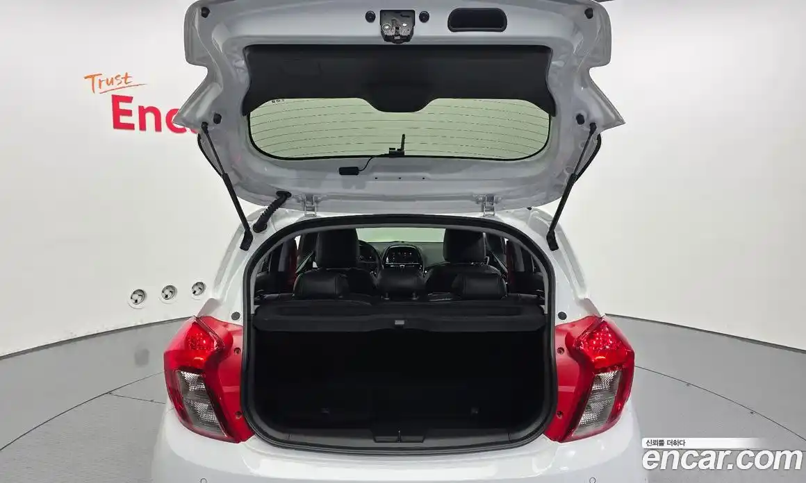 Chevrolet Spark 2021 1.0 автомат (гидро), фото 20