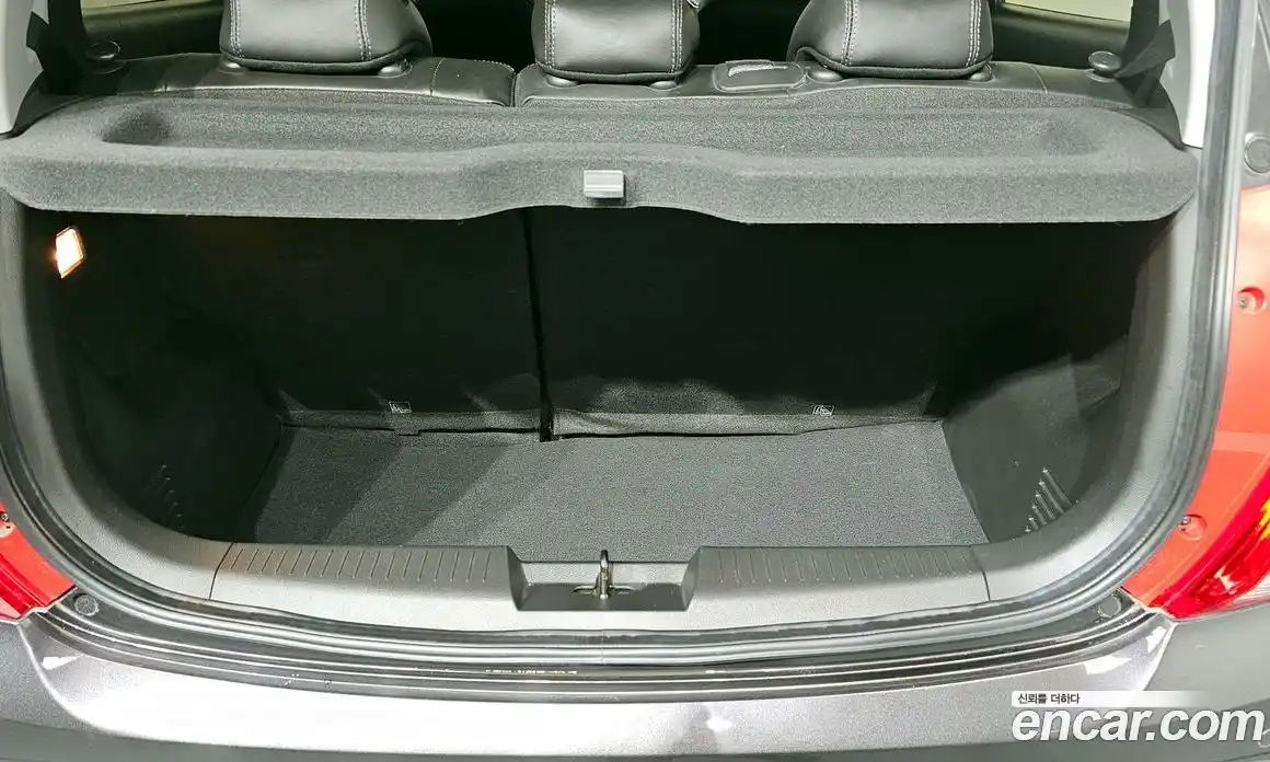 Chevrolet Spark 2016 1.0 автомат (гидро), фото 30