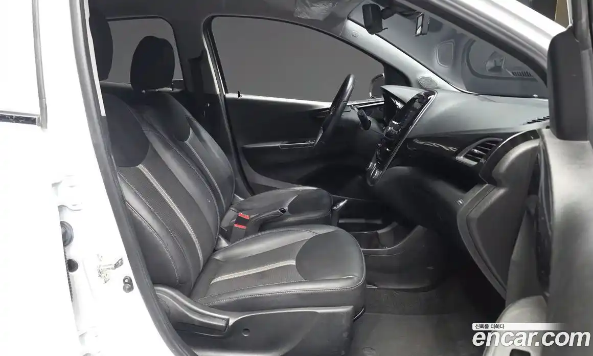 Chevrolet Spark 2021 1.0 автомат (гидро), фото 11