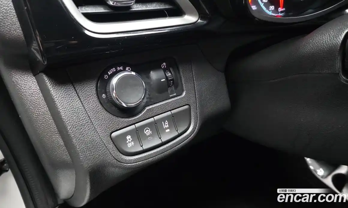 Chevrolet Spark 2021 1.0 автомат (гидро), фото 17