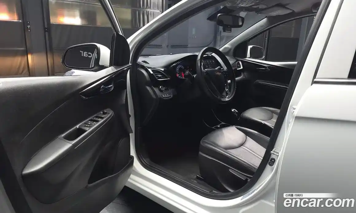Chevrolet Spark 2021 1.0 автомат (гидро), фото 10