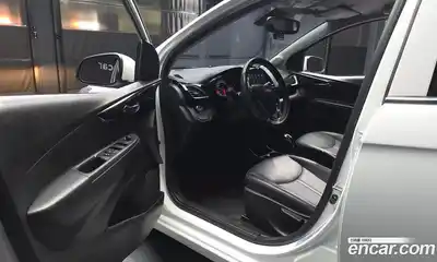 Chevrolet Spark 2021 1.0 автомат (гидро), миниатюра 10