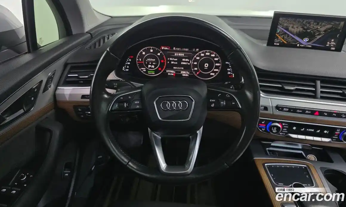 Audi Q7 2016 3.0 автомат (гидро), фото 13