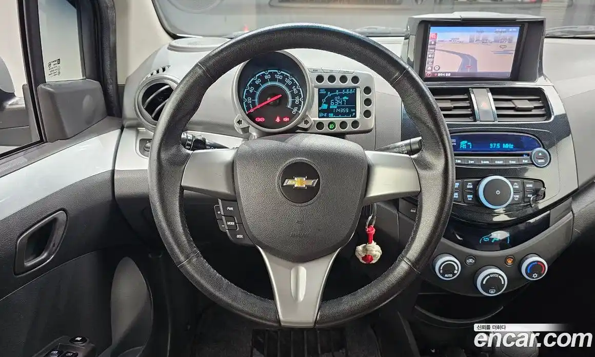 Chevrolet Spark 2011 1.0 автомат (гидро), фото 19