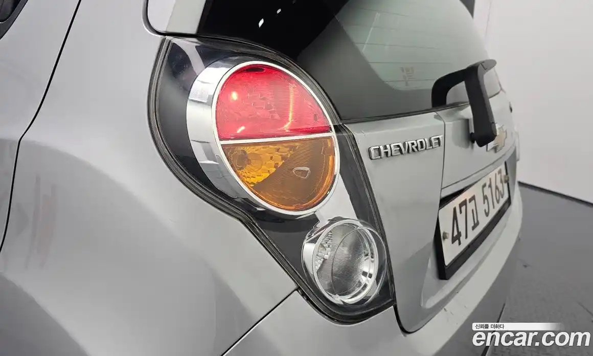 Chevrolet Spark 2011 1.0 автомат (гидро), фото 9