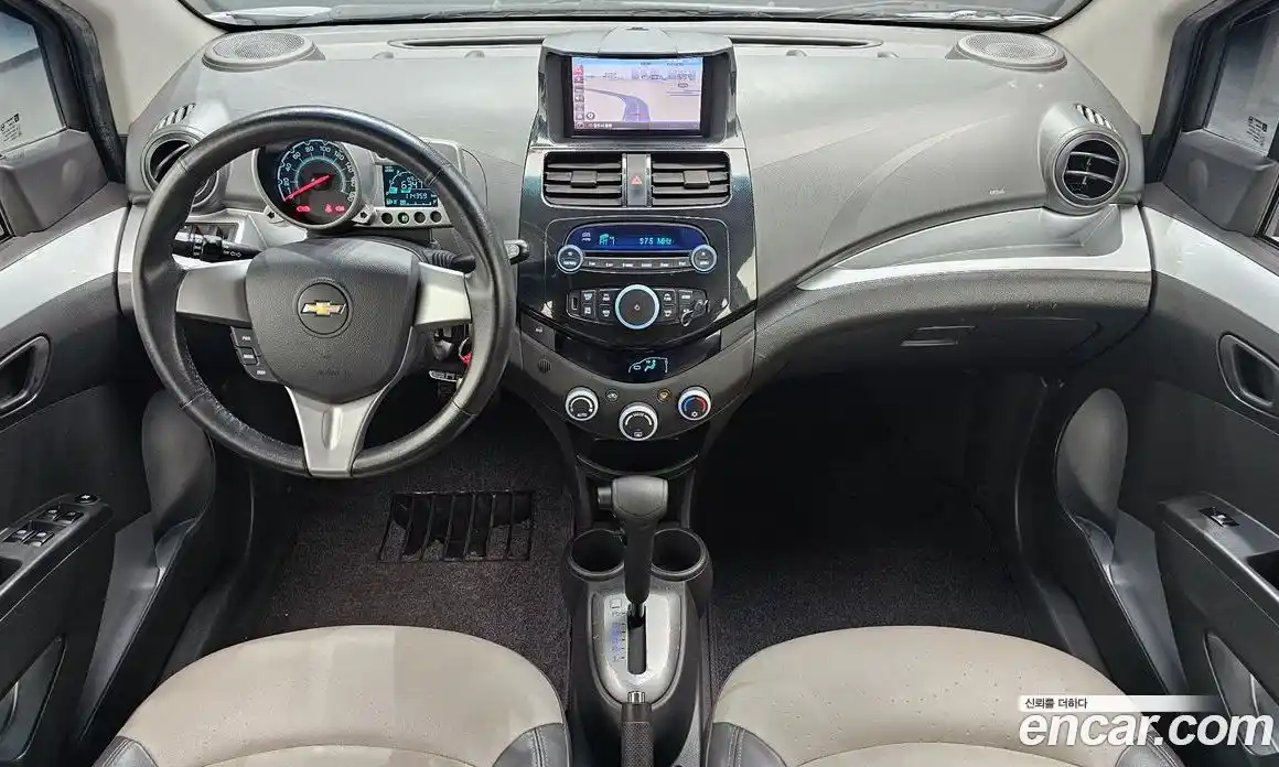 Chevrolet Spark 2011 1.0 автомат (гидро), фото 10