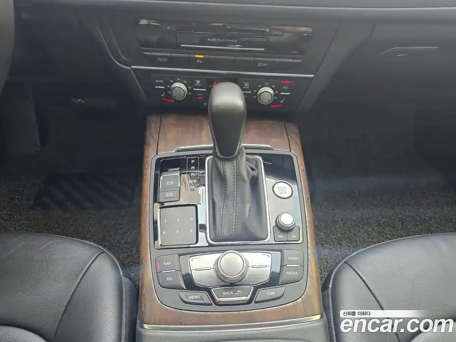 Audi A6 2015 3.0 автомат (гидро), фото 14
