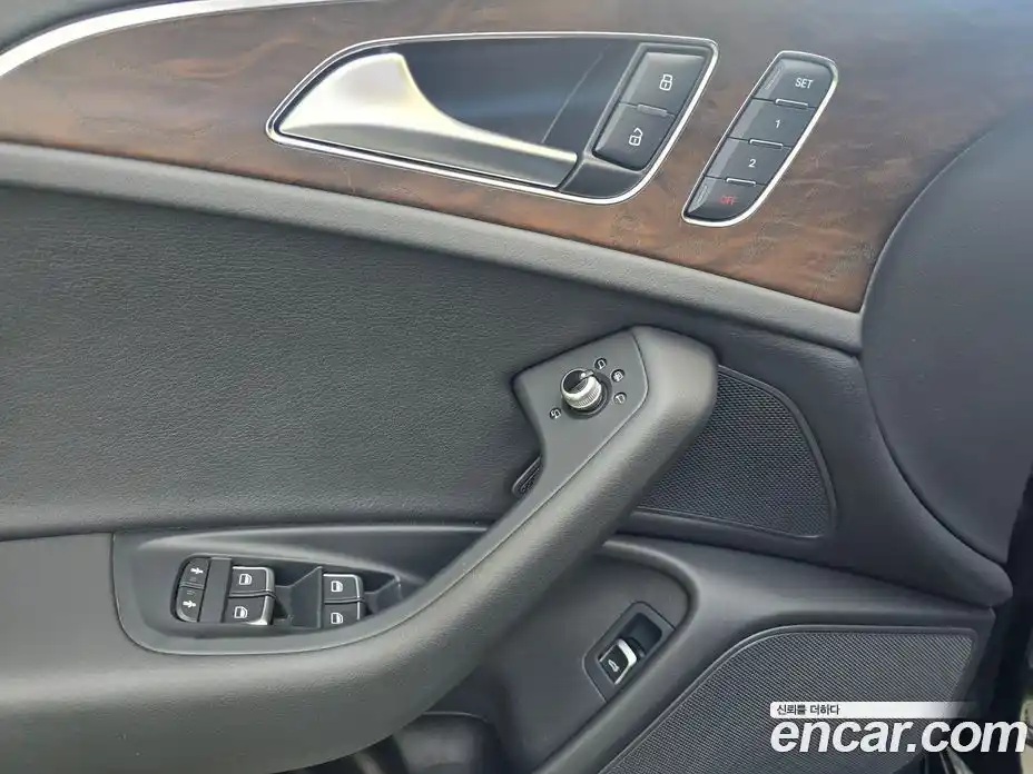 Audi A6 2015 3.0 автомат (гидро), фото 15