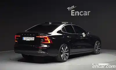 Volvo S60 2024 2.0 автомат (гидро), миниатюра 2
