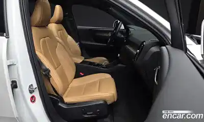 Volvo XC40 2021 2.0 автомат (гидро), миниатюра 11