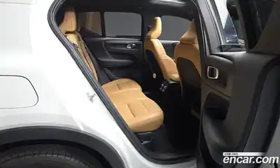 Volvo XC40 2021 2.0 автомат (гидро), миниатюра 12