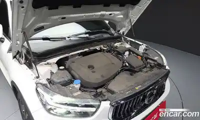 Volvo XC40 2021 2.0 автомат (гидро), миниатюра 6