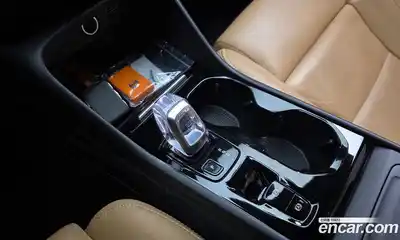 Volvo XC40 2021 2.0 автомат (гидро), миниатюра 9