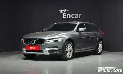 Volvo V90, 2018, 131 688 км