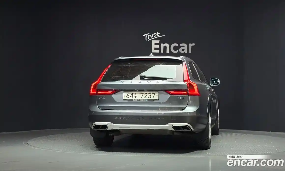 Volvo V90 2018 2.0 автомат (гидро), фото 4