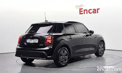 Mini Cooper 2023 1.5 автомат (гидро), миниатюра 2