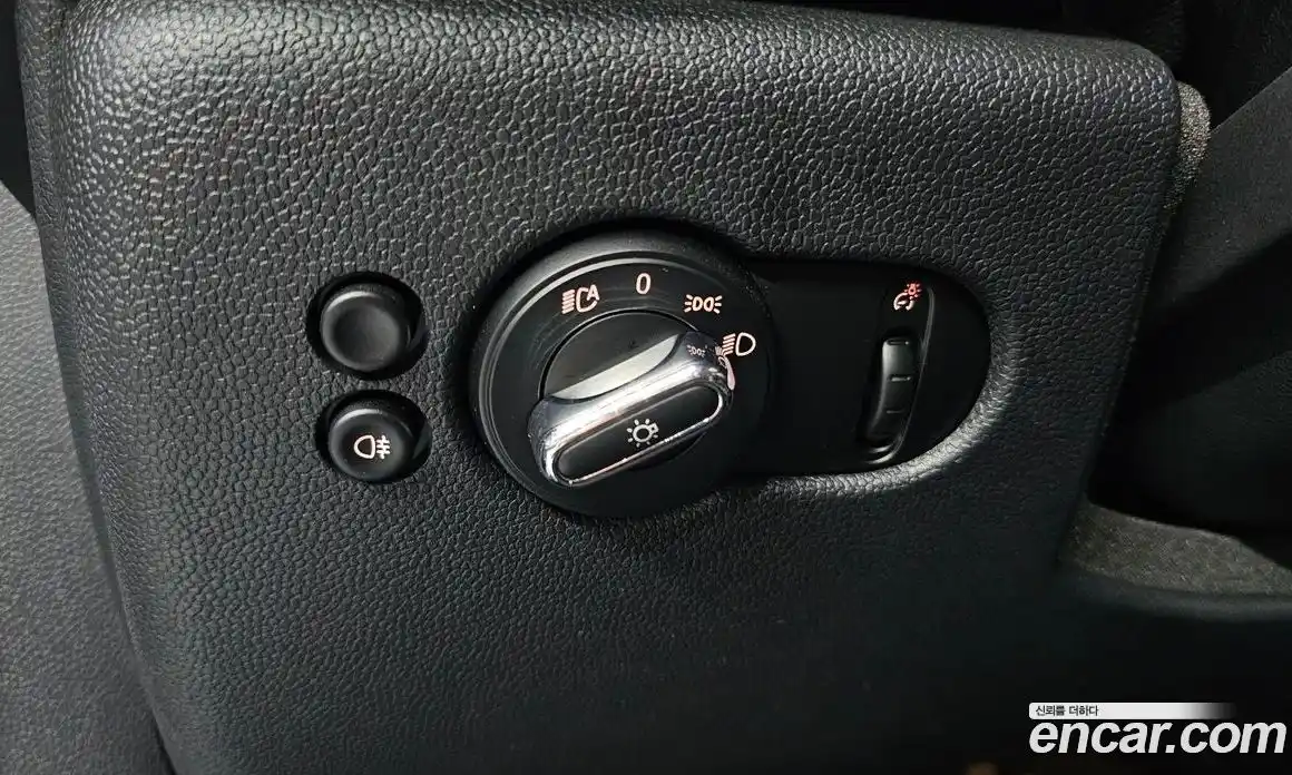 Mini Cooper 2023 1.5 автомат (гидро), фото 23