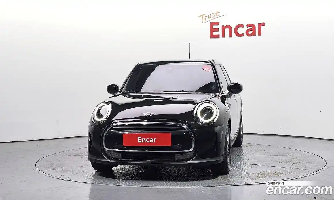 Mini Cooper 2023 1.5 автомат (гидро), фото 3