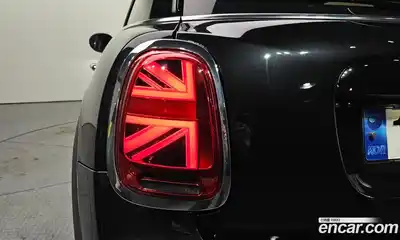 Mini Cooper 2023 1.5 автомат (гидро), миниатюра 9