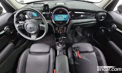Mini Cooper 2023 1.5 автомат (гидро), миниатюра 10