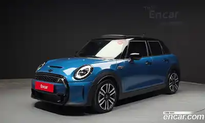 Mini Cooper, 2024, 27 618 км