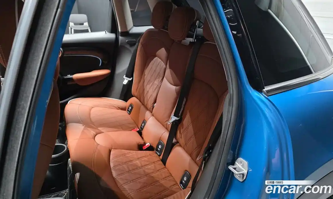 Mini Cooper 2024 2.0 автомат (гидро), фото 18
