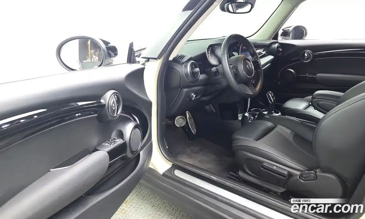 Mini Cooper 2021 1.5 автомат (гидро), фото 13