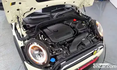 Mini Cooper 2021 1.5 автомат (гидро), миниатюра 6