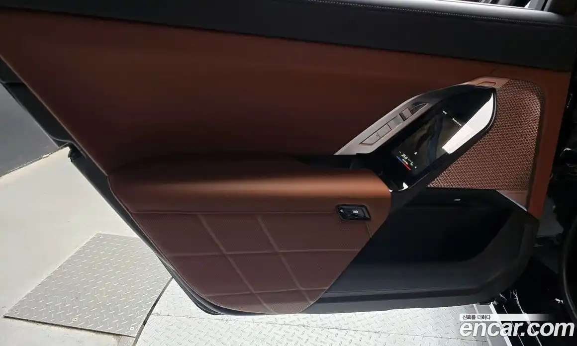 BMW 7 серия 2025 3.0 автомат (гидро), фото 15