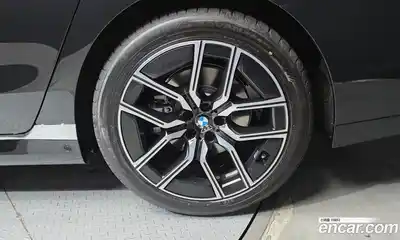 BMW 7 серия 2025 3.0 автомат (гидро), миниатюра 7