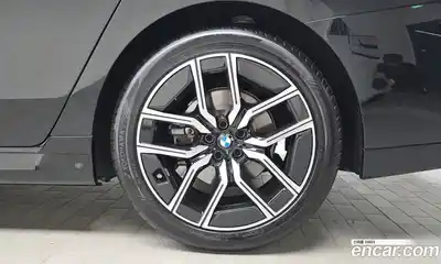 BMW 7 серия 2025 3.0 автомат (гидро), миниатюра 7