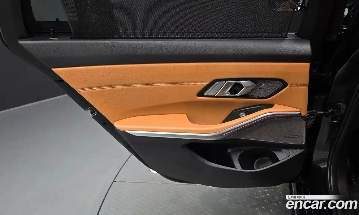 BMW 3 серия 2022 3.0 автомат (гидро), фото 15