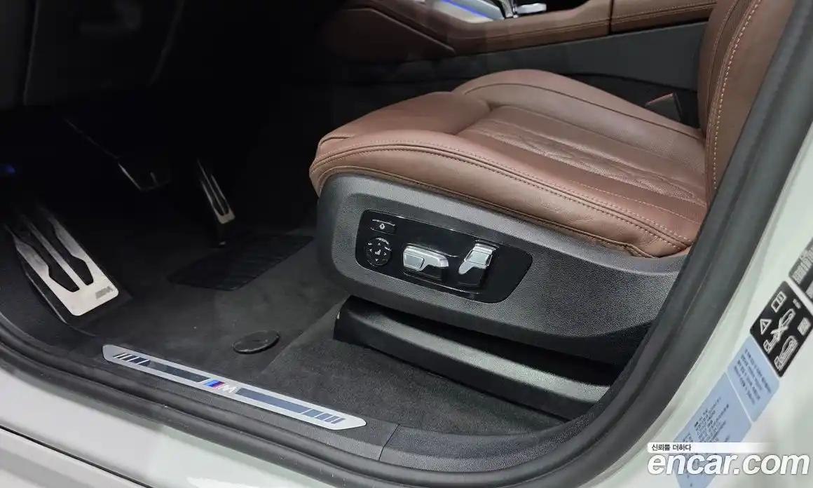 BMW X6 2021 3.0 автомат (гидро), фото 32