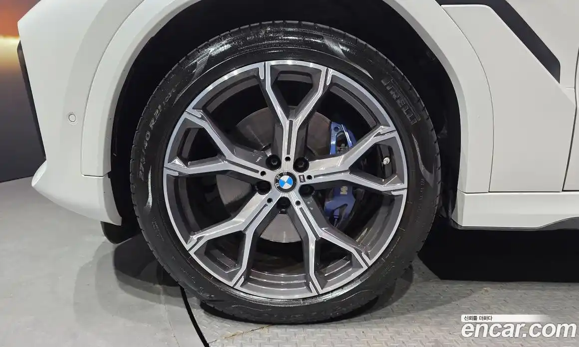 BMW X6 2021 3.0 автомат (гидро), фото 4