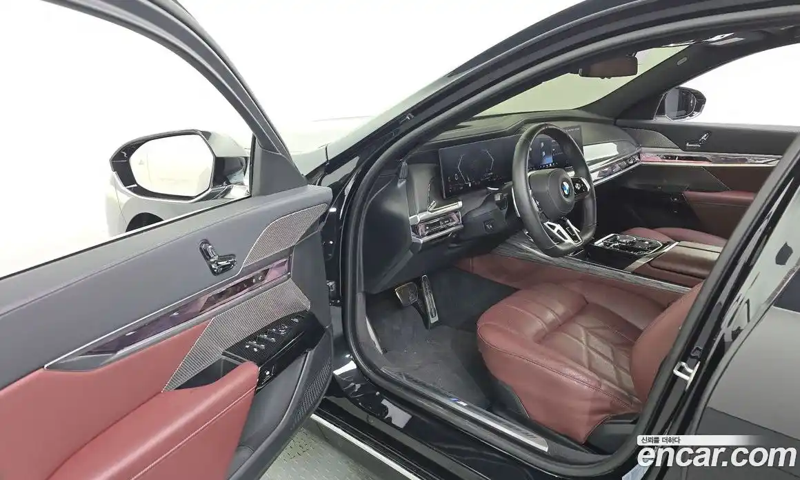 BMW 7 серия 2024 3.0 автомат (гидро), фото 13