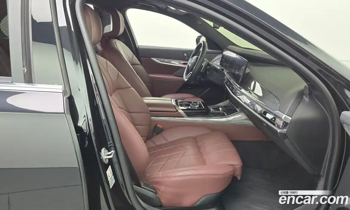 BMW 7 серия 2024 3.0 автомат (гидро), фото 16