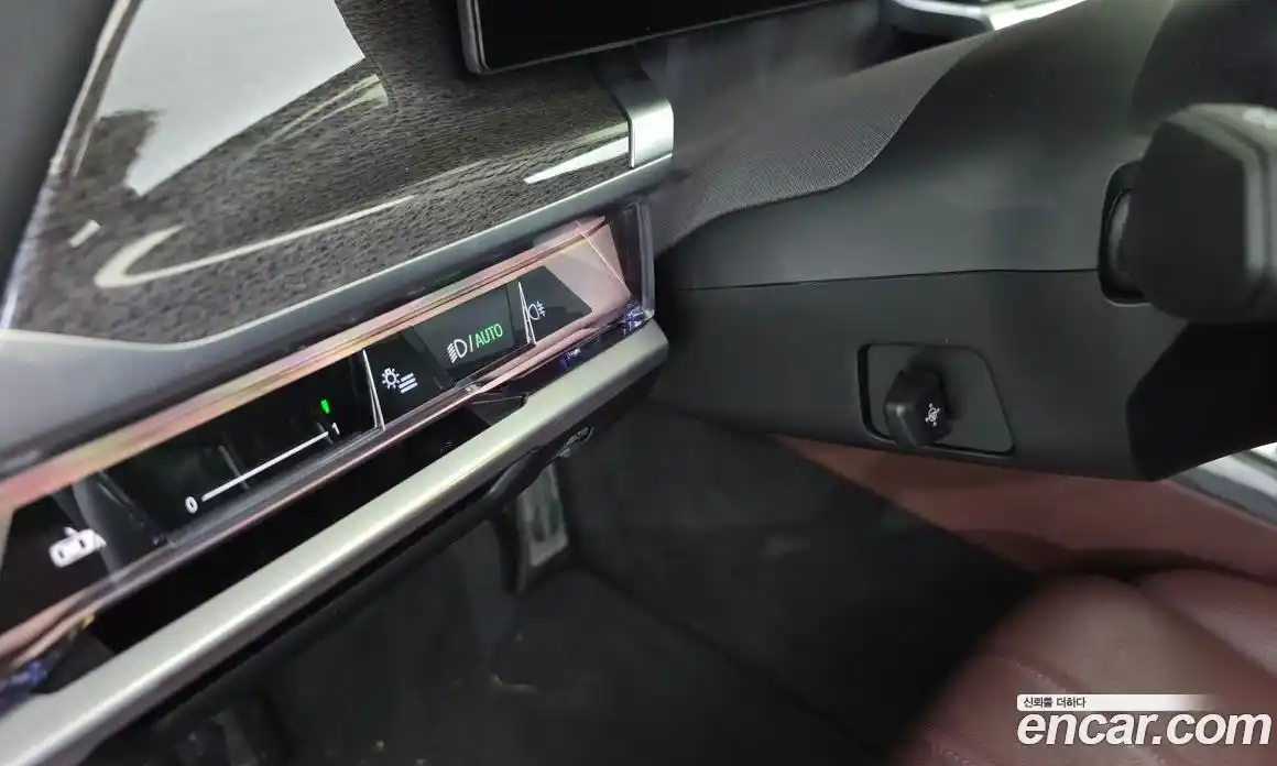 BMW 7 серия 2024 3.0 автомат (гидро), фото 28