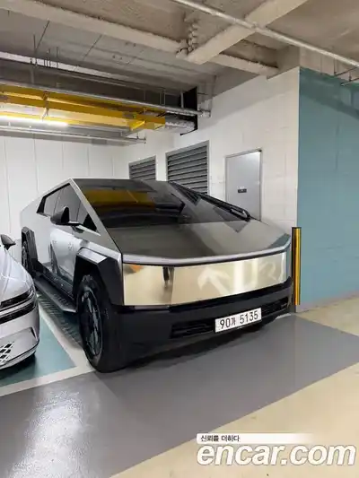 Tesla Cybertruck, 2024, 20 500 км