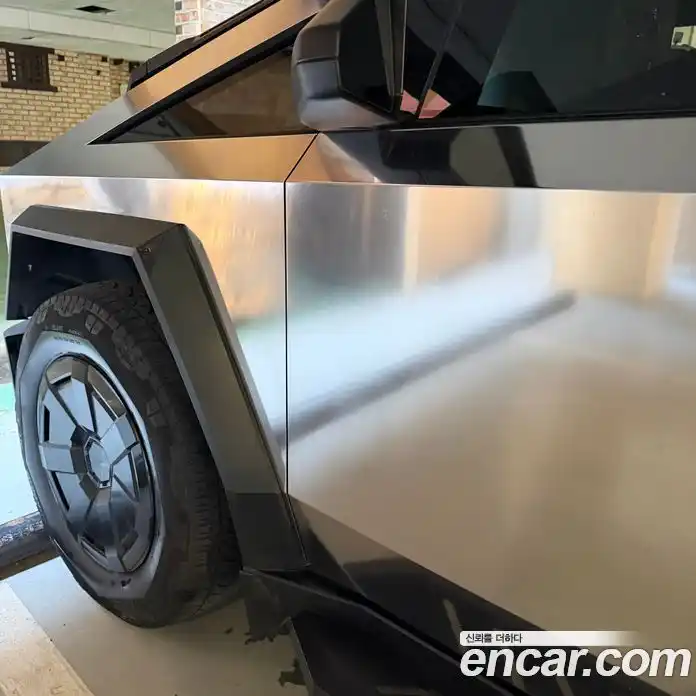 Tesla Cybertruck 2024 3.0 гидро, фото 3